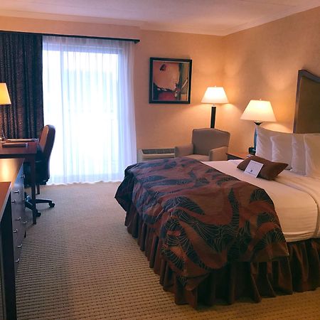 Best Western Plus Oswego Hotel And Conference Center Exterior foto