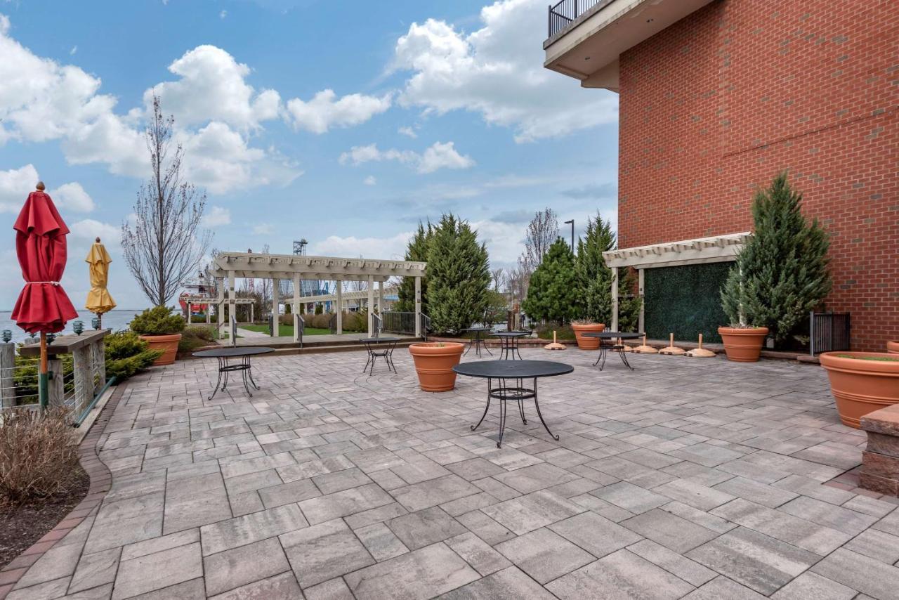 Best Western Plus Oswego Hotel And Conference Center Exterior foto