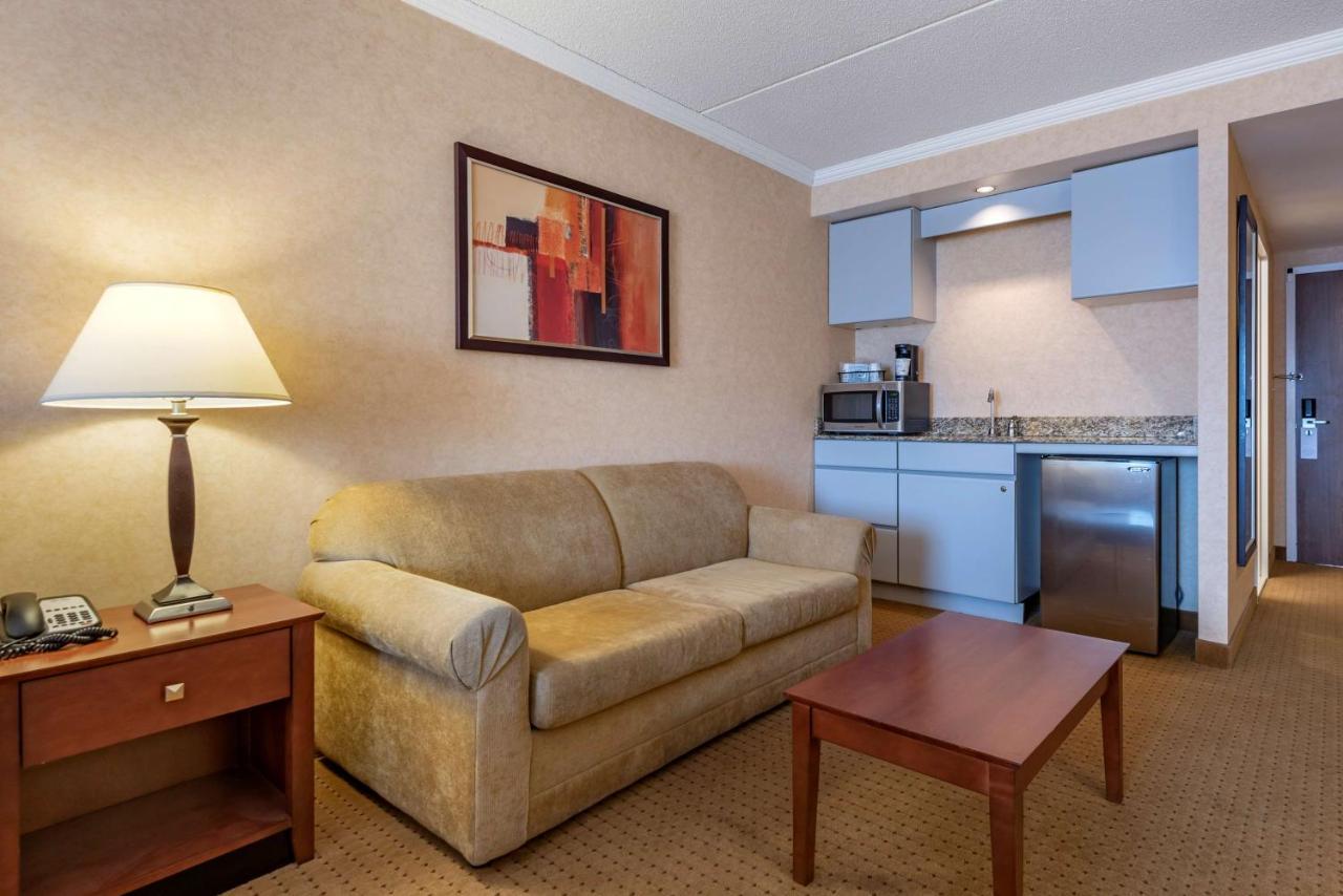Best Western Plus Oswego Hotel And Conference Center Exterior foto