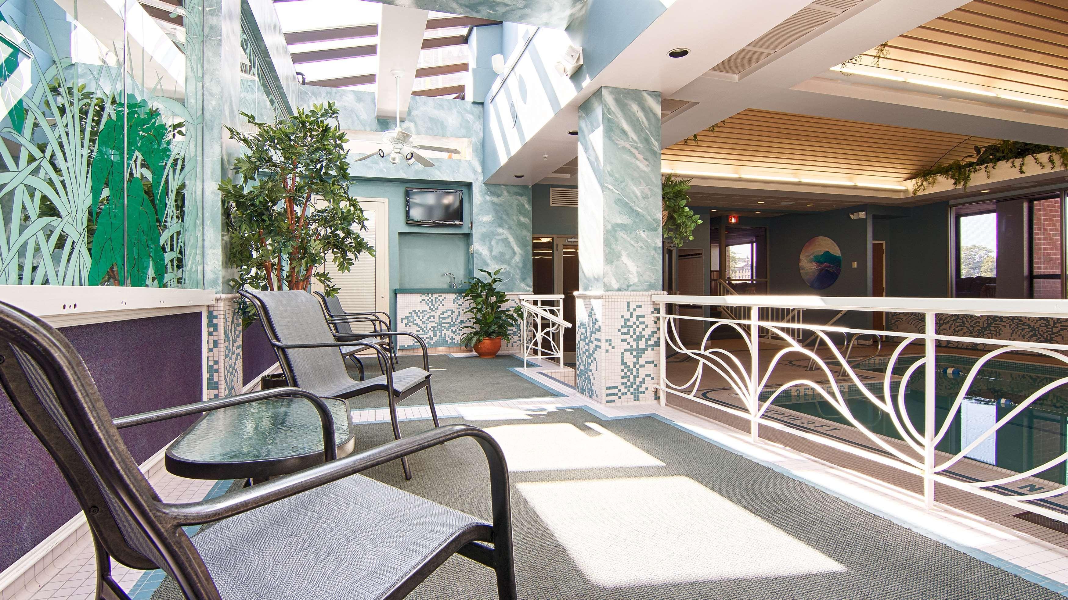 Best Western Plus Oswego Hotel And Conference Center Exterior foto