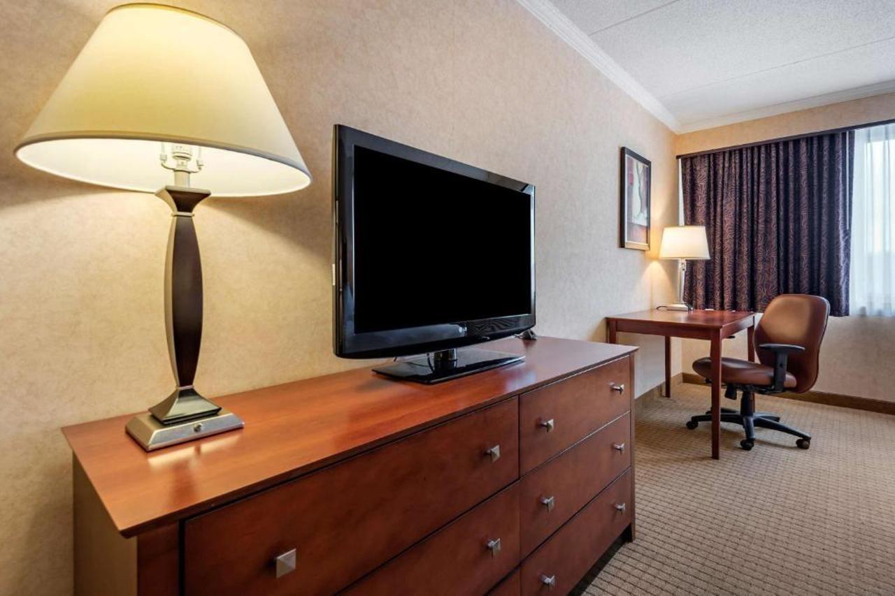 Best Western Plus Oswego Hotel And Conference Center Exterior foto