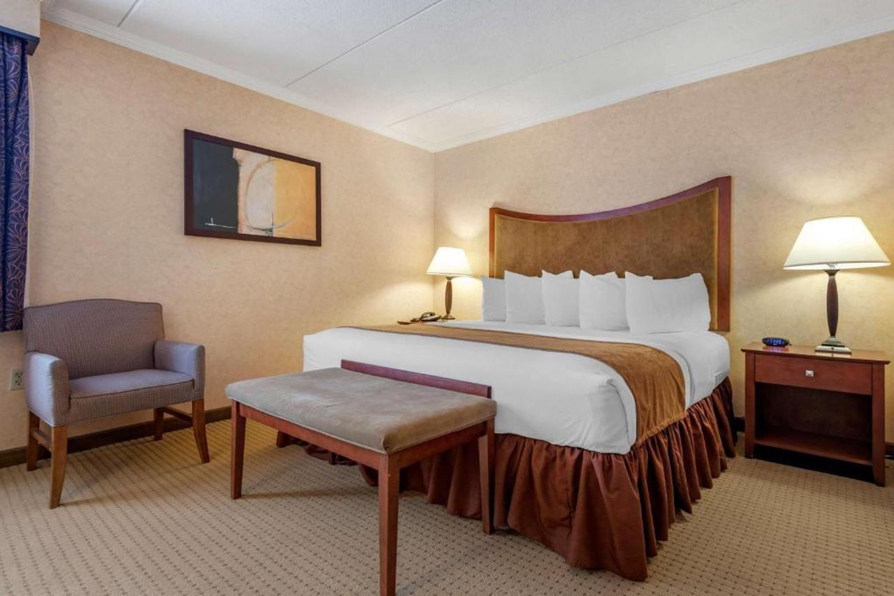 Best Western Plus Oswego Hotel And Conference Center Exterior foto